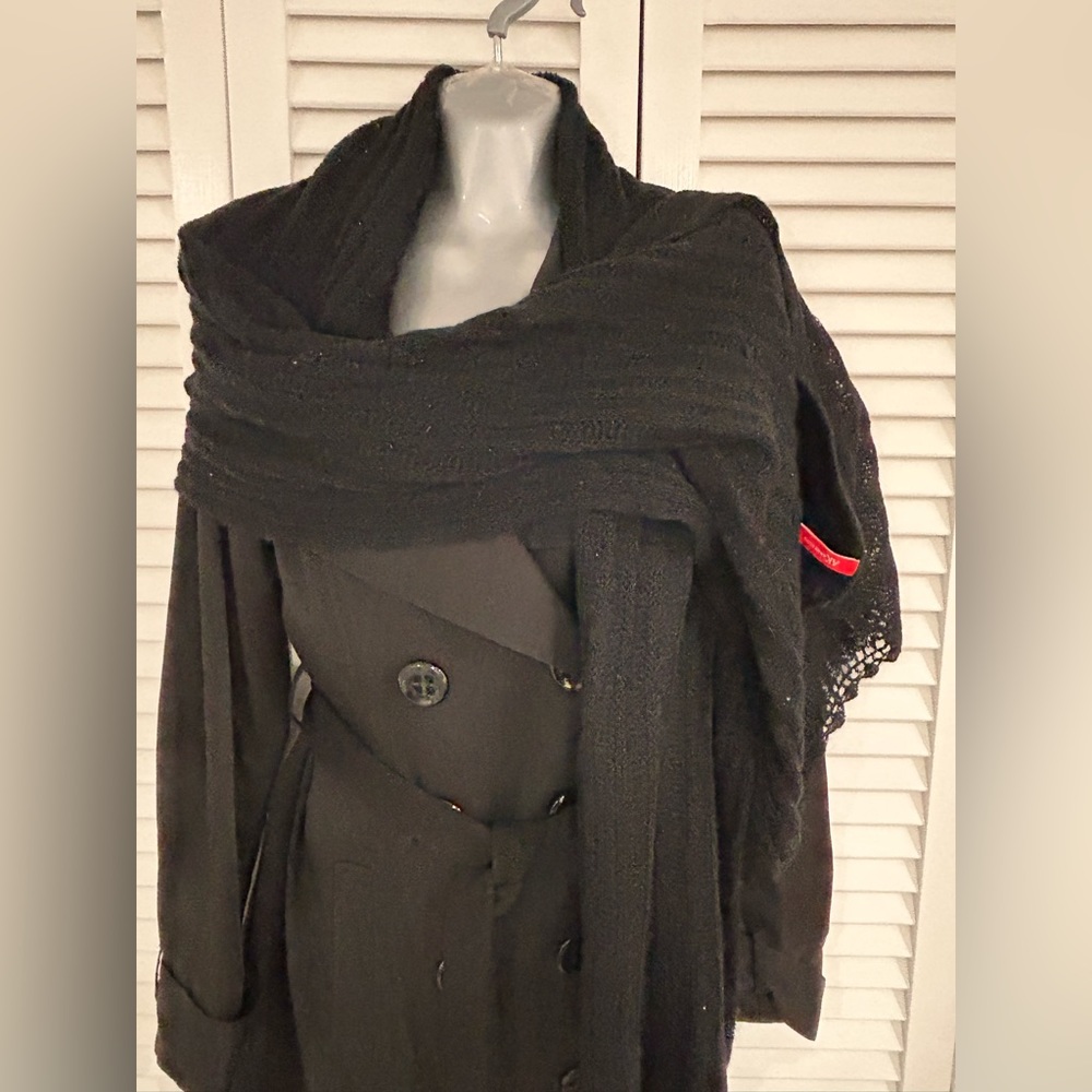 AK Anne Klein black sparkle scarf, lightly woven